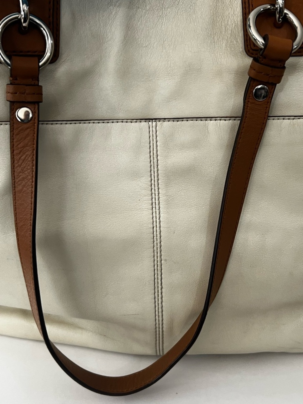 Authentic Coach Legacy Leather Tote – Cream w/ Brown Trim - Picture 9 of 14